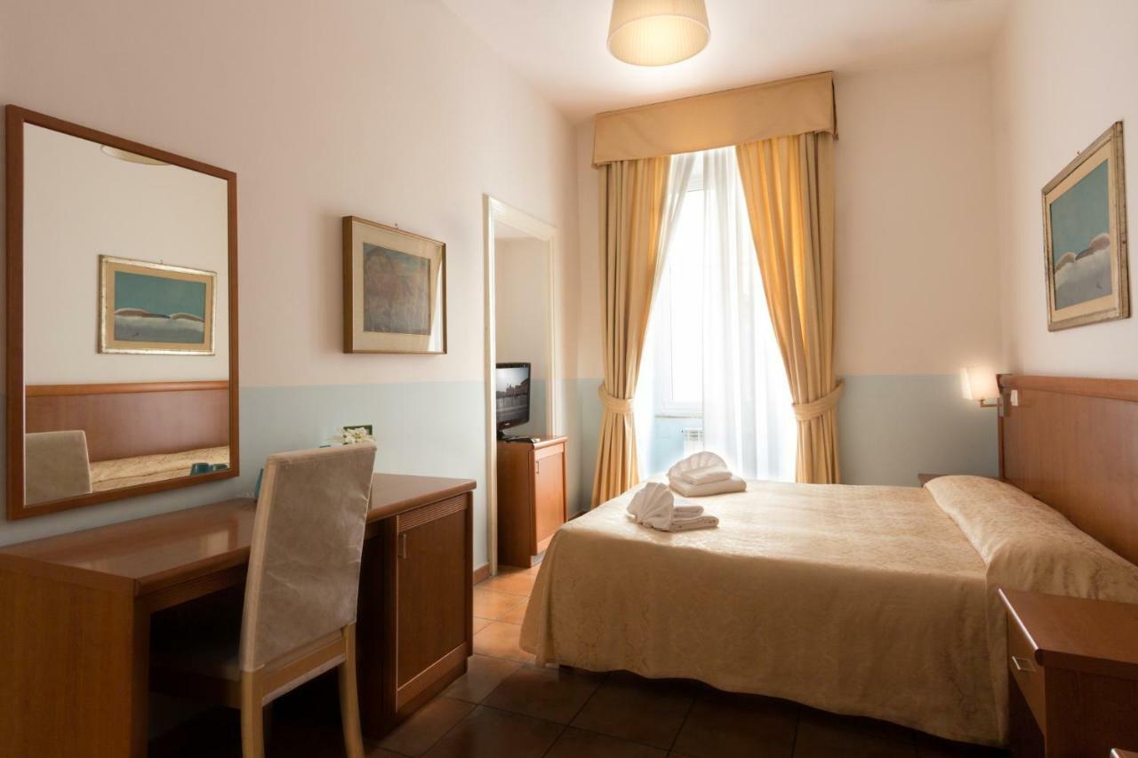 Few Steps From St Peter Bed & Breakfast Luaran gambar