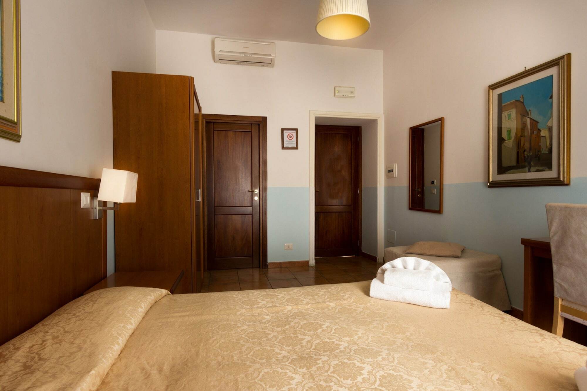 Few Steps From St Peter Bed & Breakfast Luaran gambar
